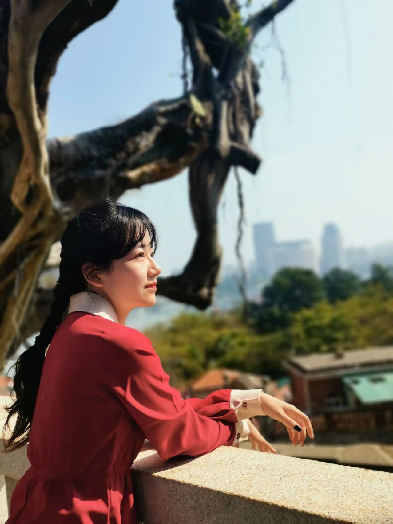邓舒月